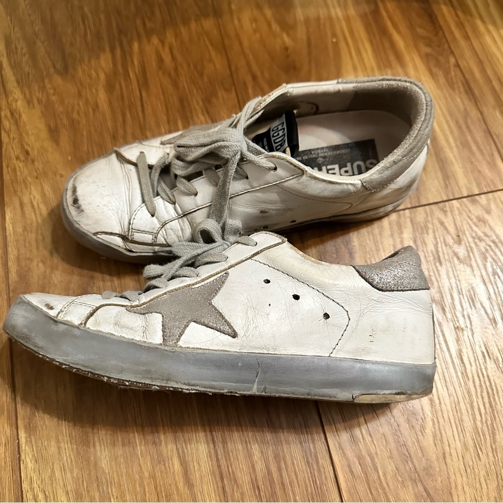 Golden Goose White Leather Sneakers with Gray Star